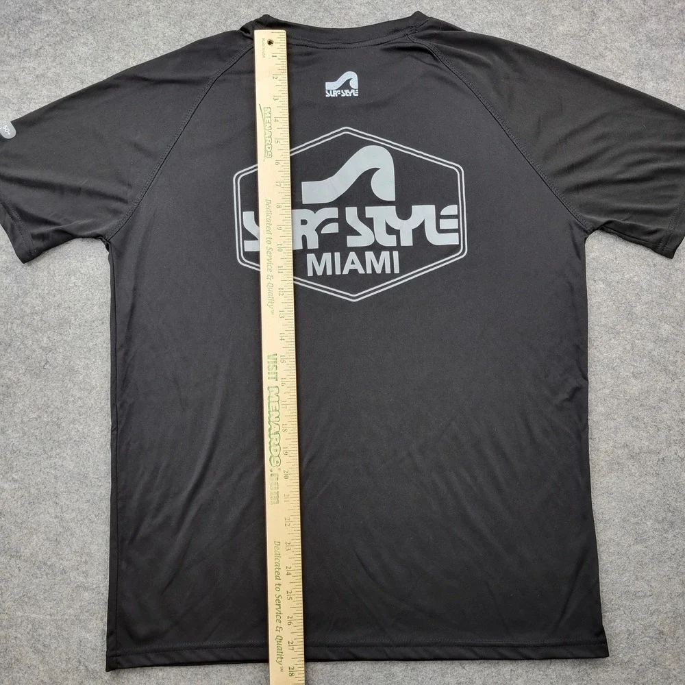Surf Style Shirt Mens Large Black Short Sleeve UPF 50+ Rash Guard Top Beach